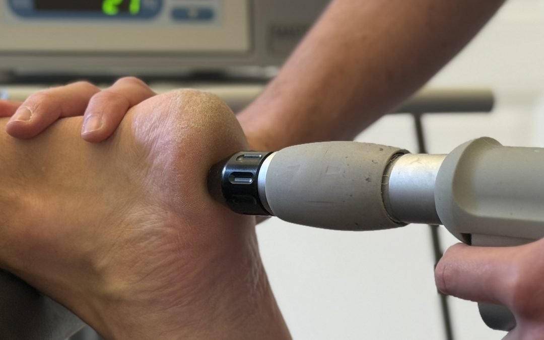 Har du testat allt – men smärtan sitter kvar? Stötvåg kan vara lösningen