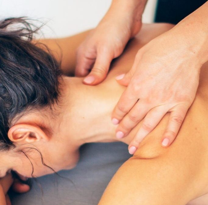 Använd ditt friskvårdsbidrag till massage hos oss!