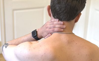 Fått nackspärr på semestern? Lugn – vi kan hjälpa dig!